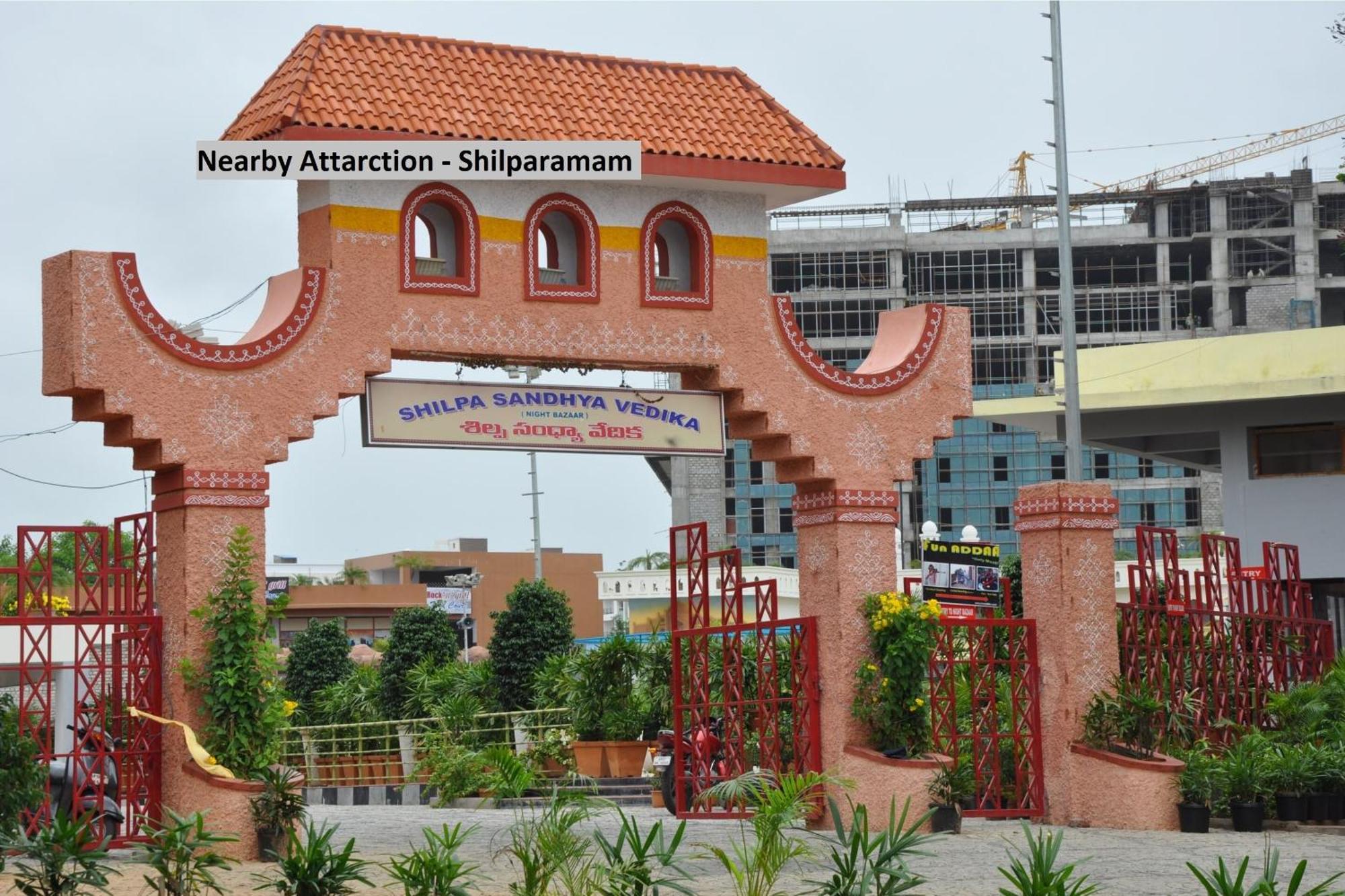Kondapur  Townhouse Halcyon Deccan Inn Near Shilparamam מראה חיצוני תמונה